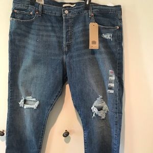 Women's Levi jeans new with tags